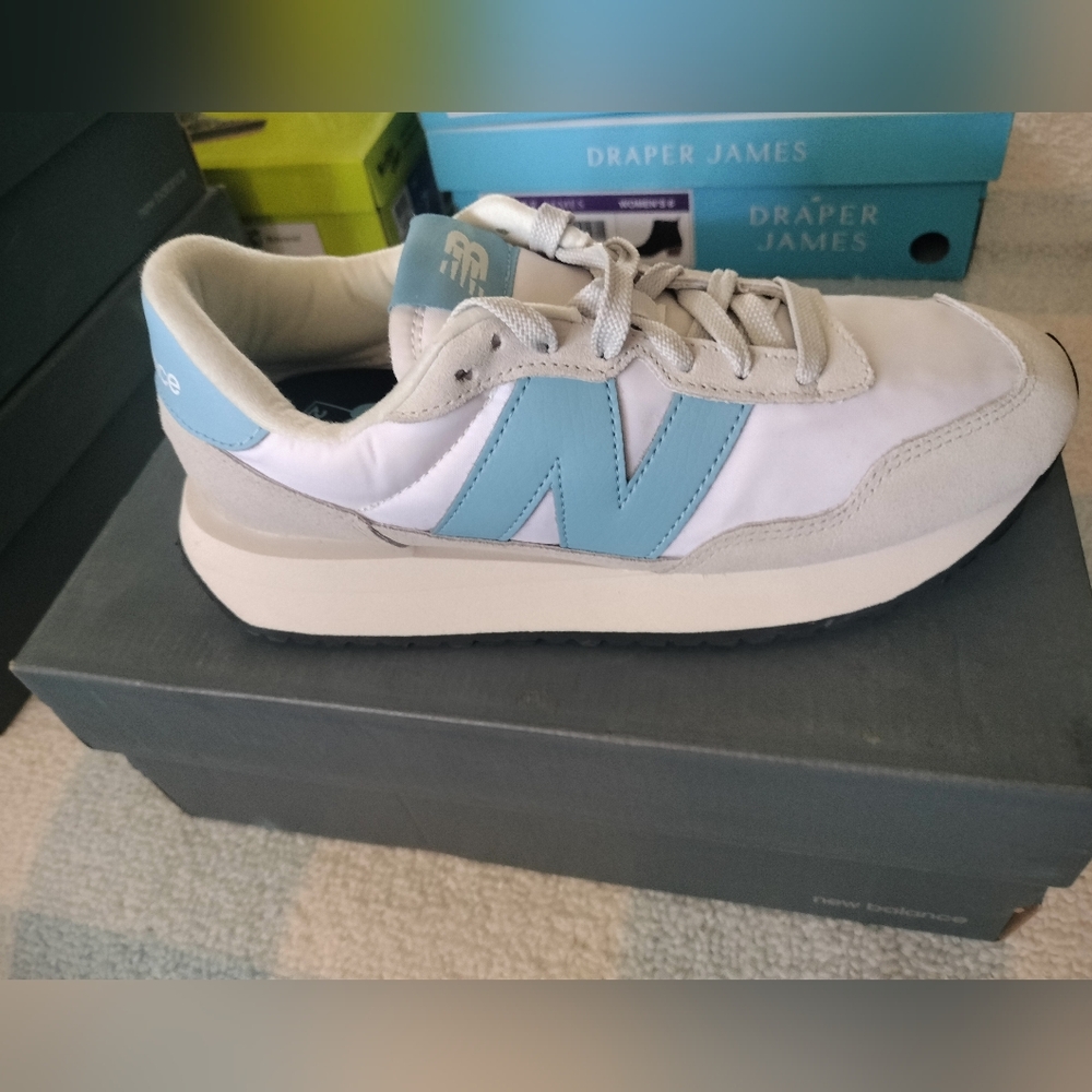 New Balance White & Light Blue Retro Runner Sneakers